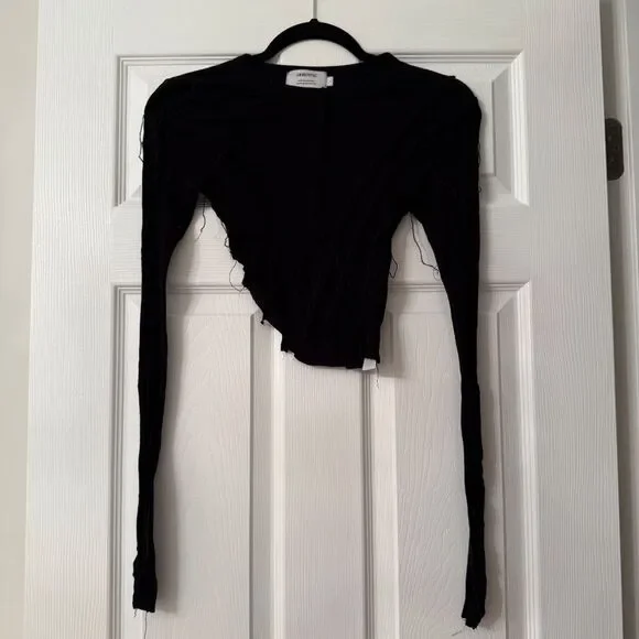 Sami Miro Vintage ASYMMETRIC LONG SLEEVE TEE IN BLACK RIB - Picture 5 of 7